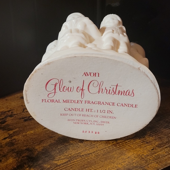 Avon Glow of Christmas - Picture 6 of 9